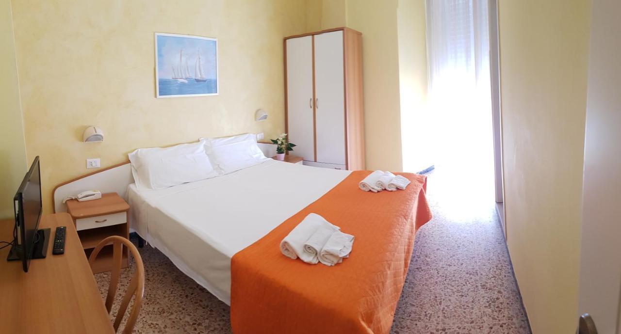 Hotel Naica Rimini Eksteriør bilde