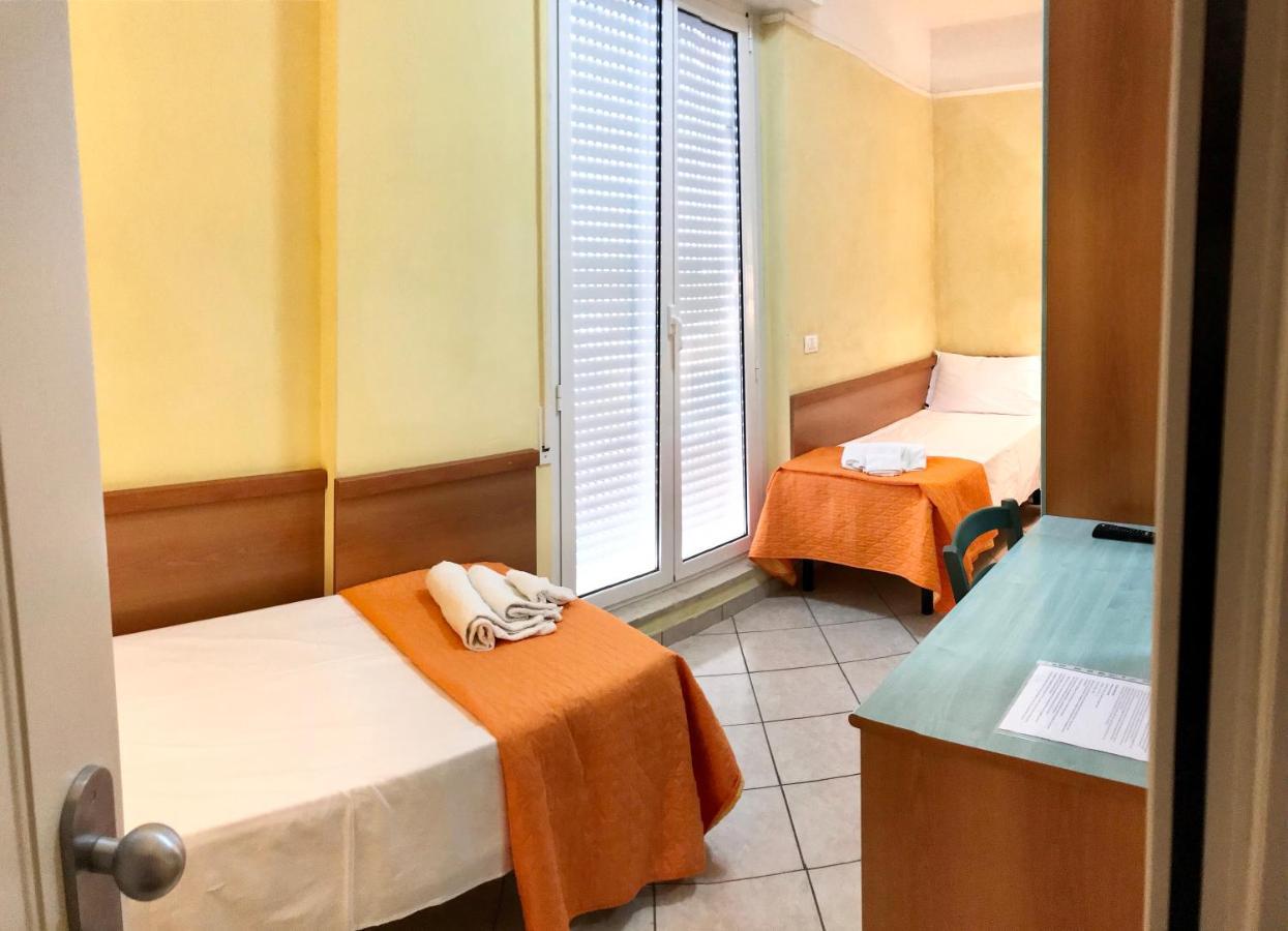 Hotel Naica Rimini Eksteriør bilde