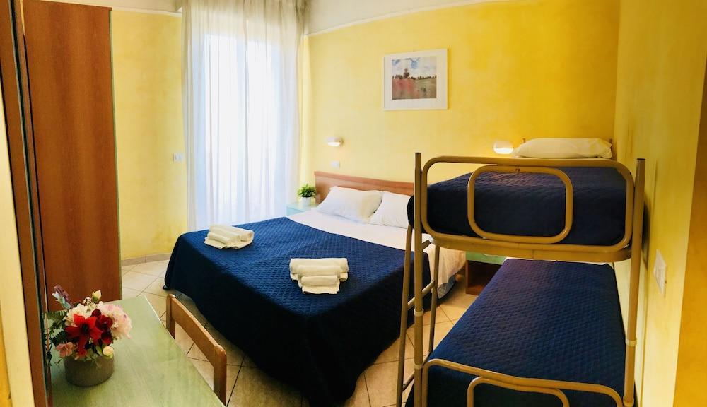 Hotel Naica Rimini Eksteriør bilde