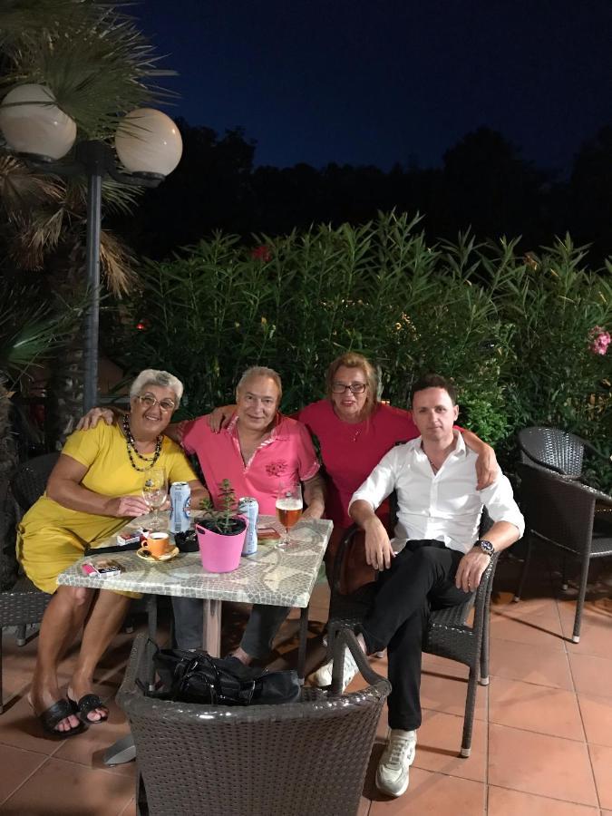 Hotel Naica Rimini Eksteriør bilde